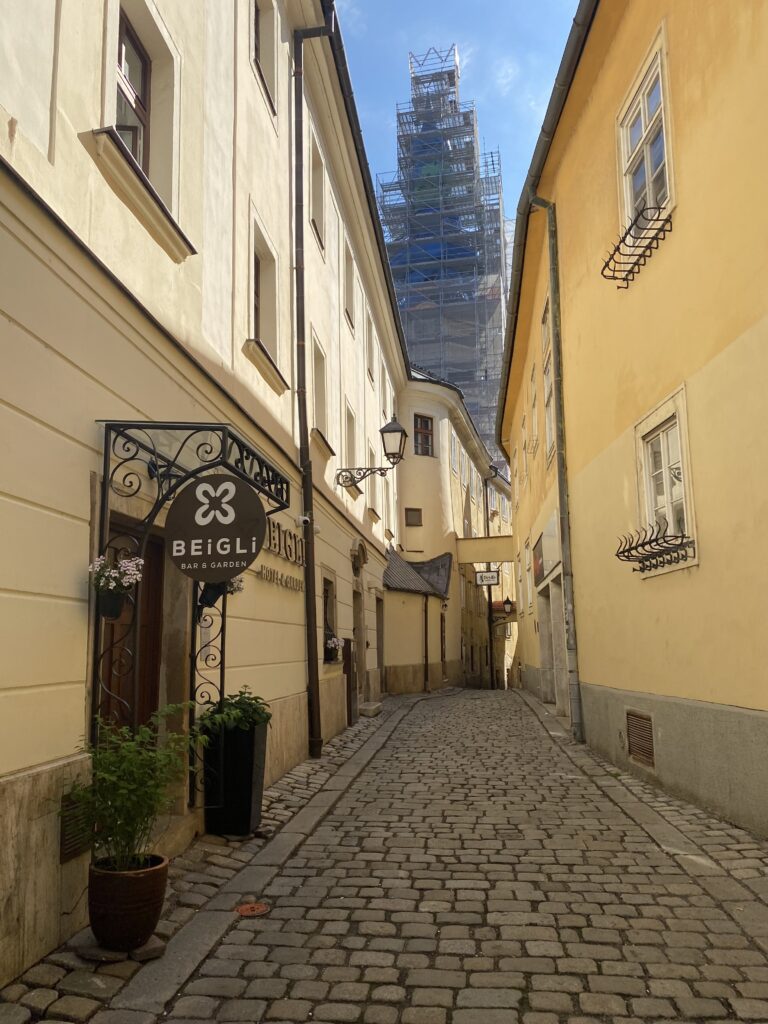 斯洛伐克首都布拉提斯拉瓦舊城區旅遊