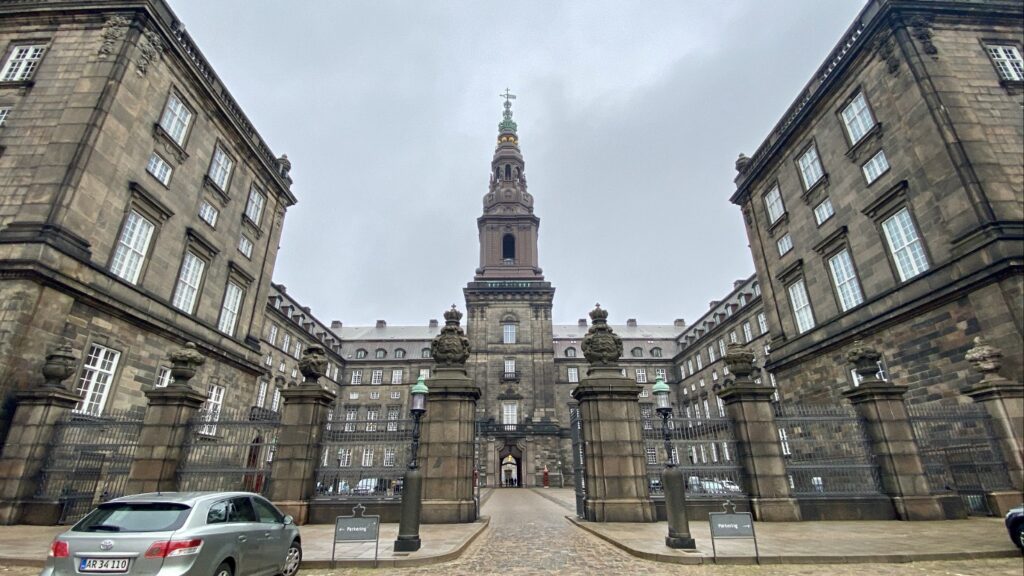 丹麥哥本哈根克里斯蒂安堡宮 Christiansborg Palace外觀